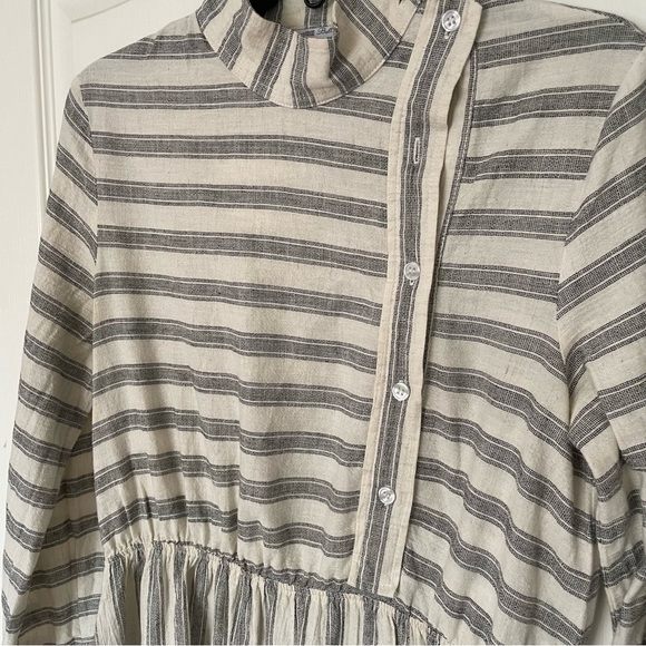 Linen high neck dress. Built By Wendy 2010 - Picture 5 of 12